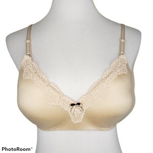 Maidenform Wireless Push Up Bra 34C Beige